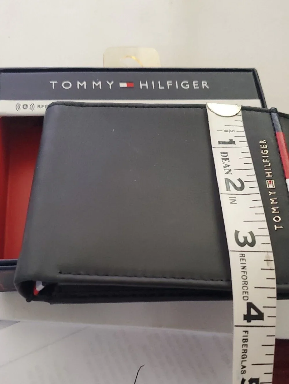 Tommy Hilfiger Mens Navy Leather Slimfold RFID Wallet   Red-White-Blue 4